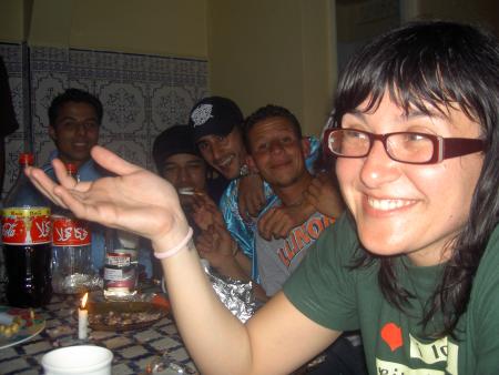 nayddda bejahddd wa ktar min la9yass kolchi fly